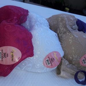 Women stretch lace bra topper.